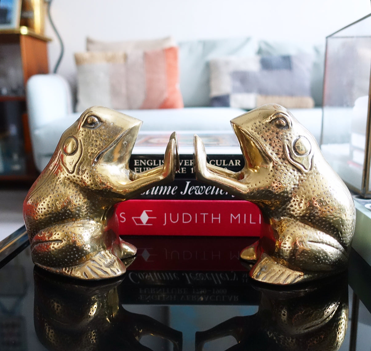 Brass frog bookends