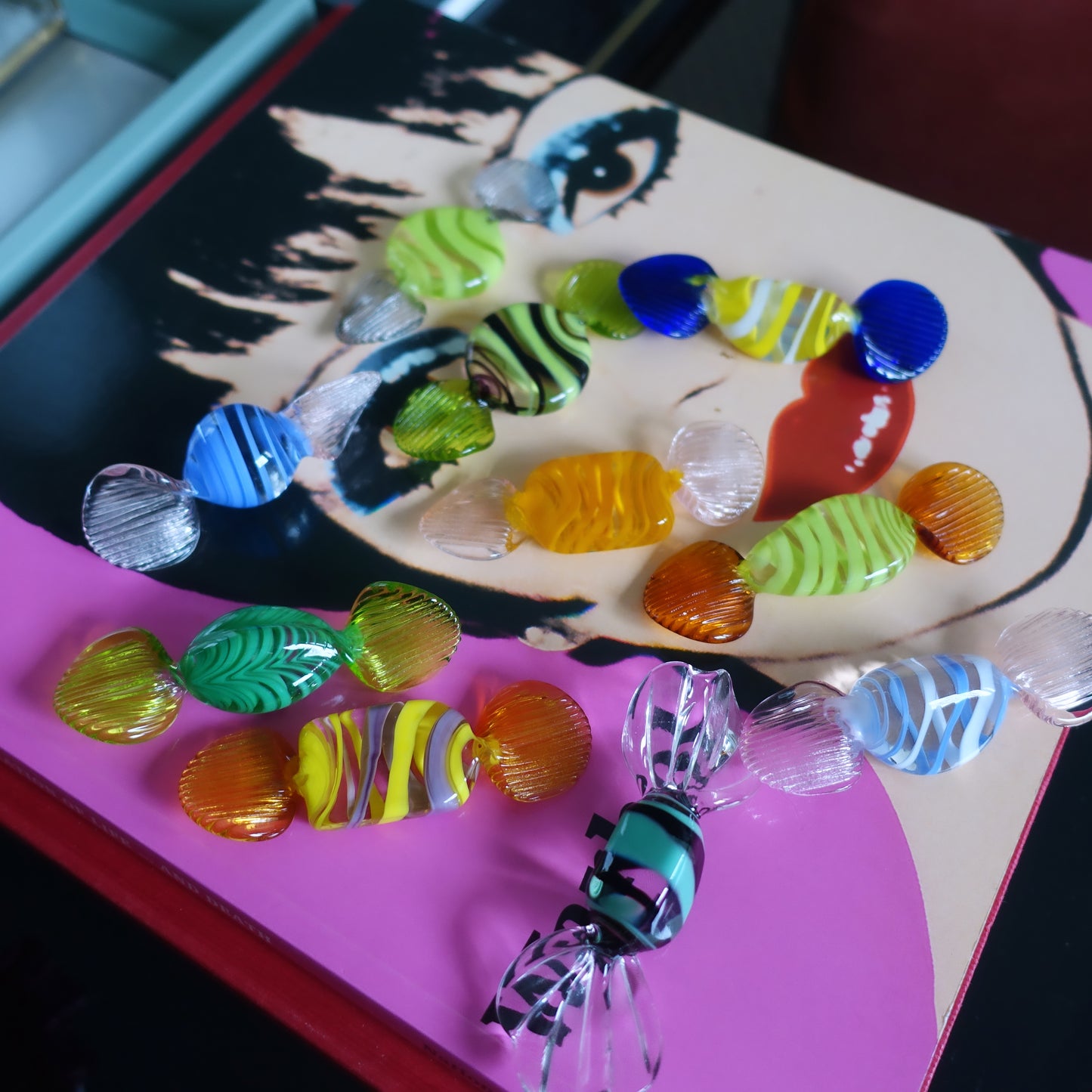 Set of 10 assorted art glass sweets