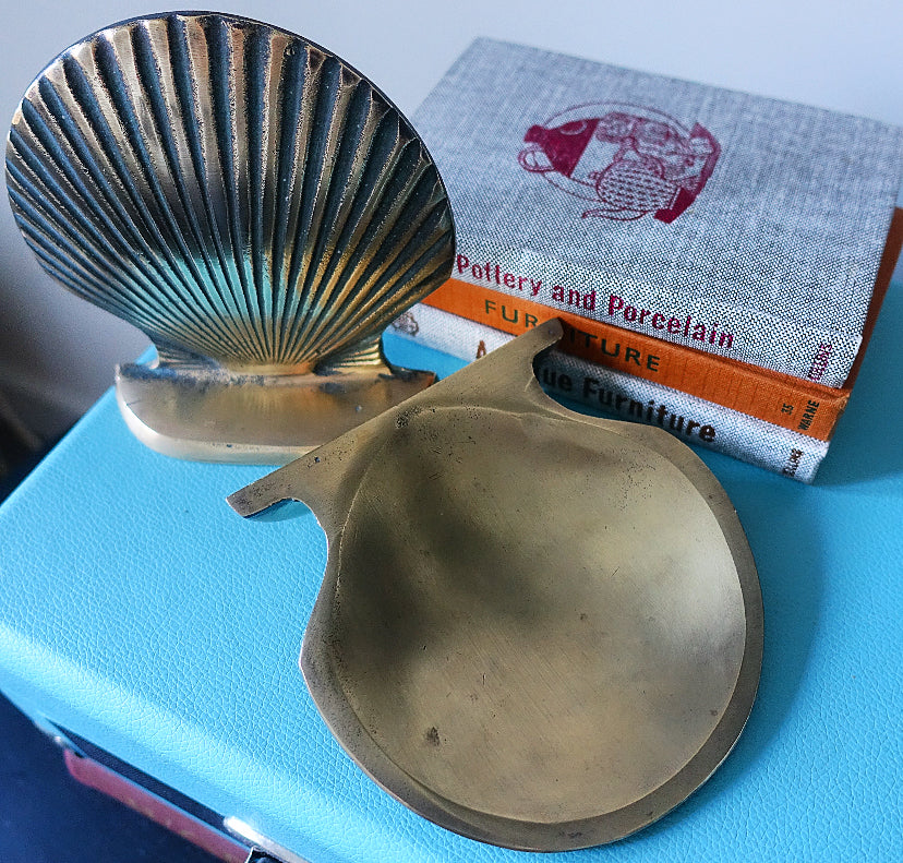 Pair of brass scallop shell bookends