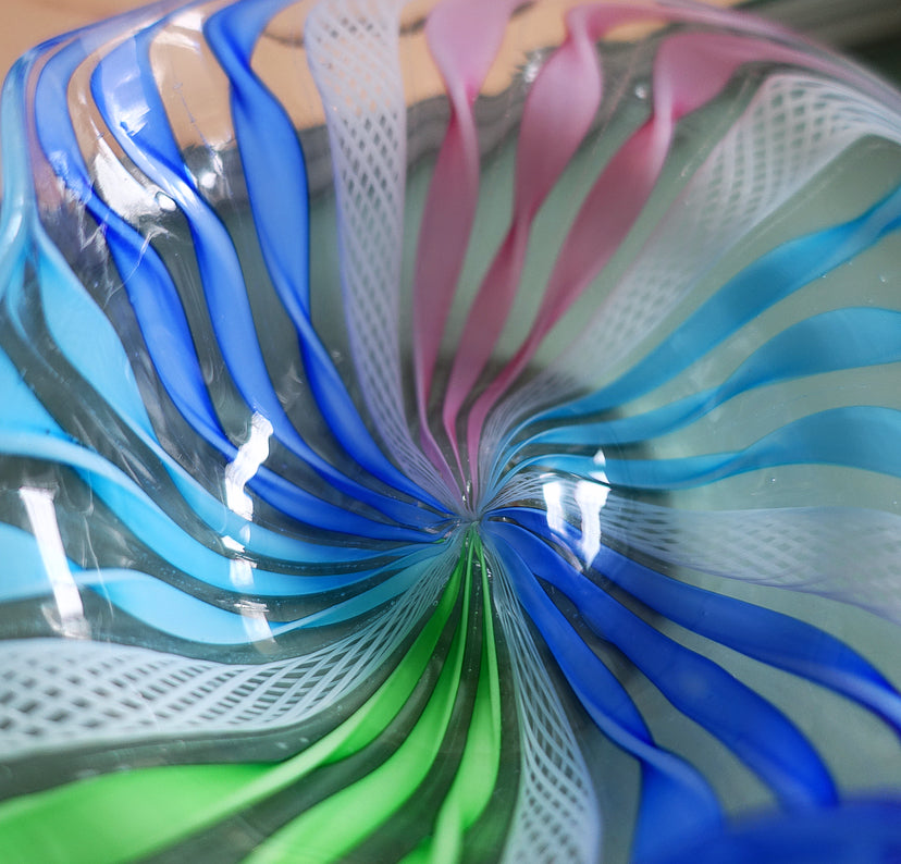 Multicoloured Zanfirico Murano glass shell trinket dish