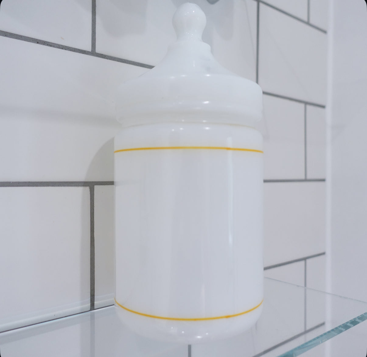 Opaline bath salts jar