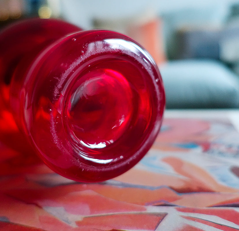MCM Riihimäki red glass vase