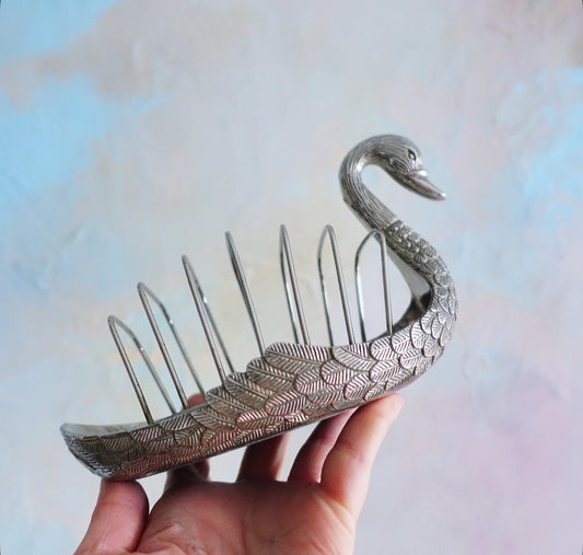 Swan toast rack