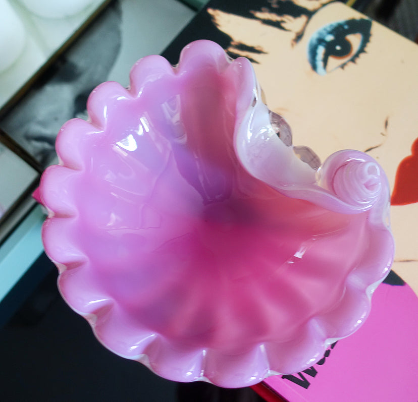 Murano glass shell bowl