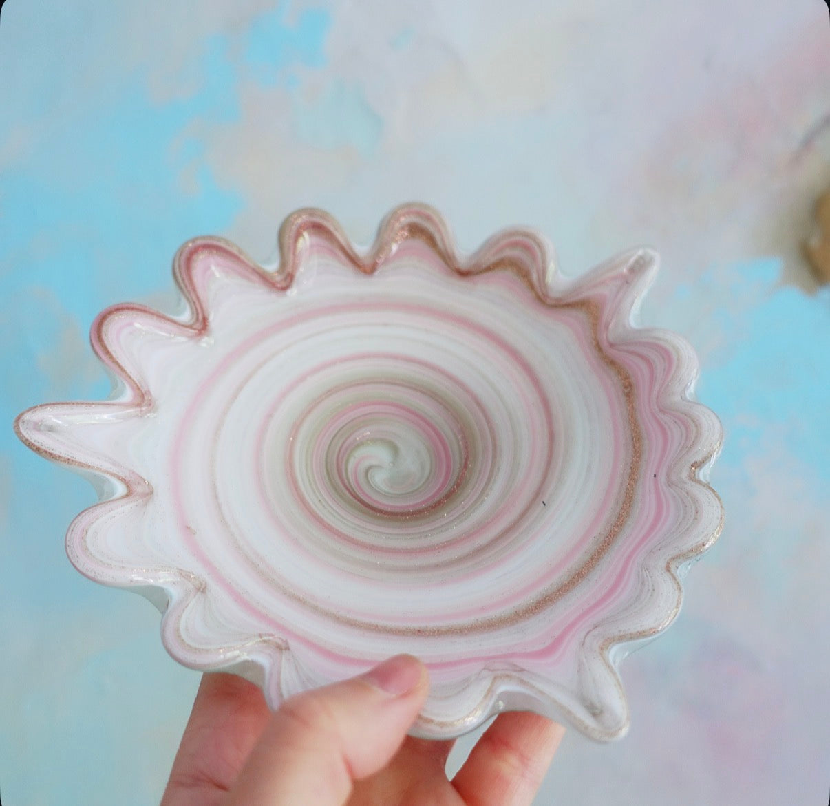 Baby pink swirled Murano glass dish
