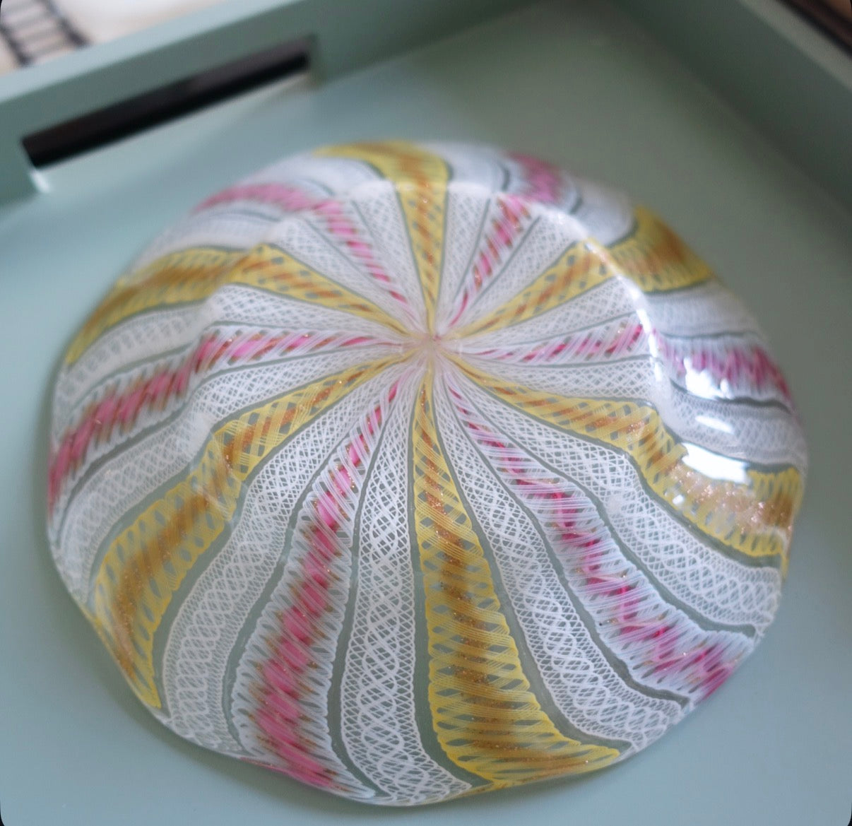 Pink & yellow Salviati Zanfirico dish
