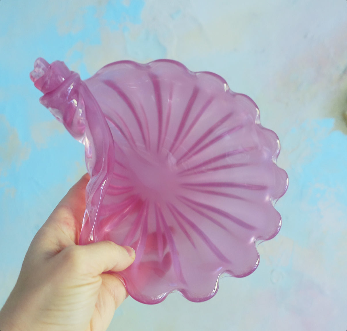Pink Murano glass conch shell bowl