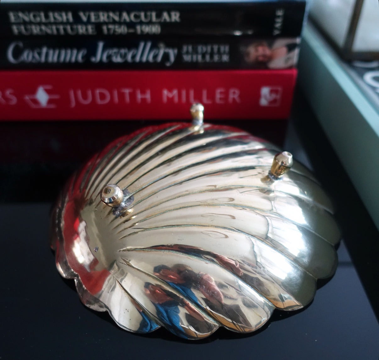 Hollywood Regency brass scallop shell dish