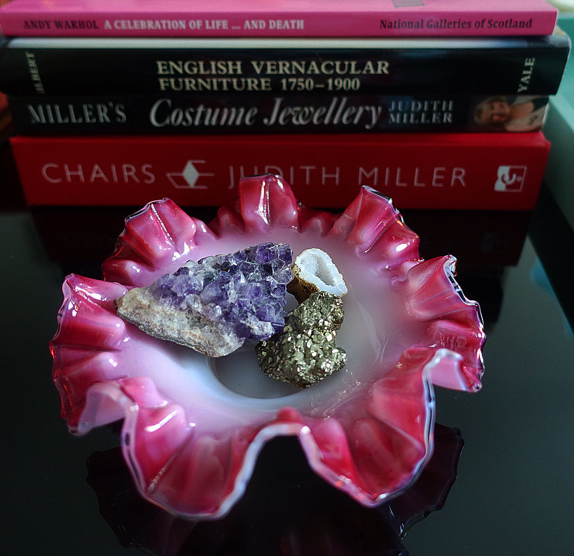 Pink & white frilled glass trinket dish