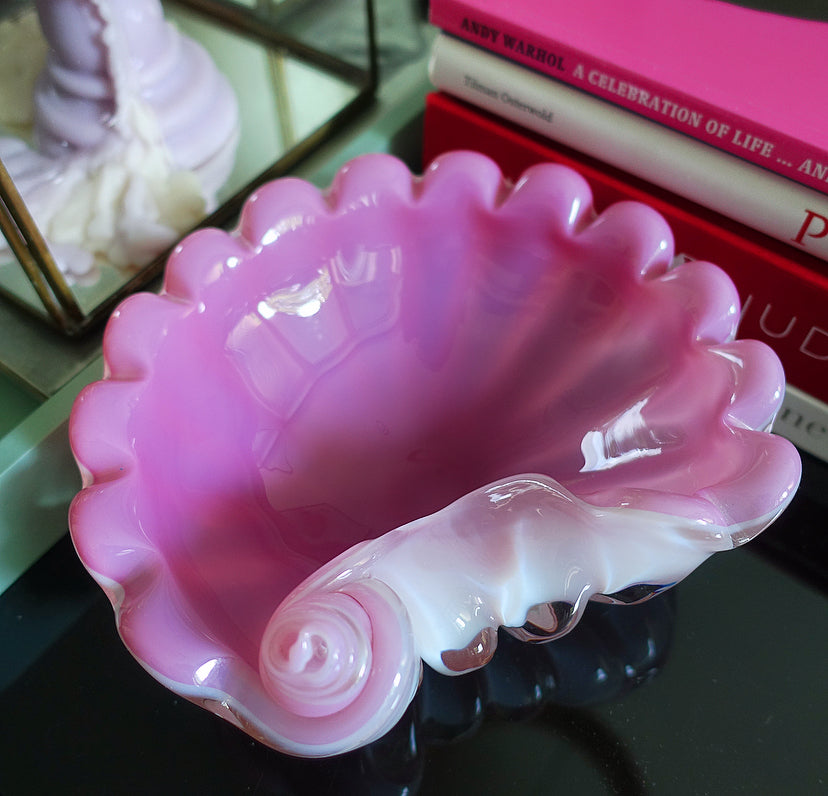 Murano glass shell bowl