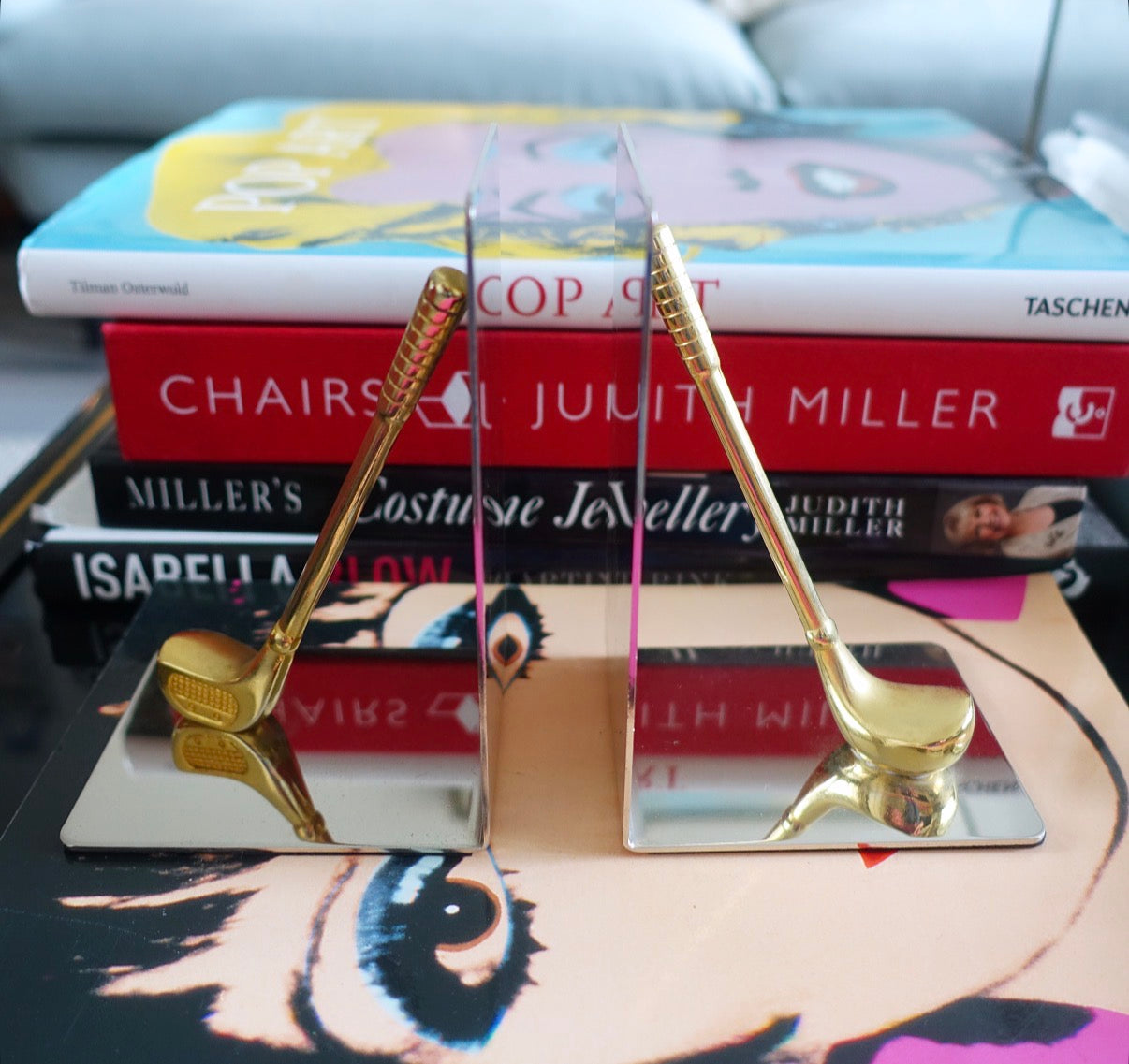 Golf club bookends