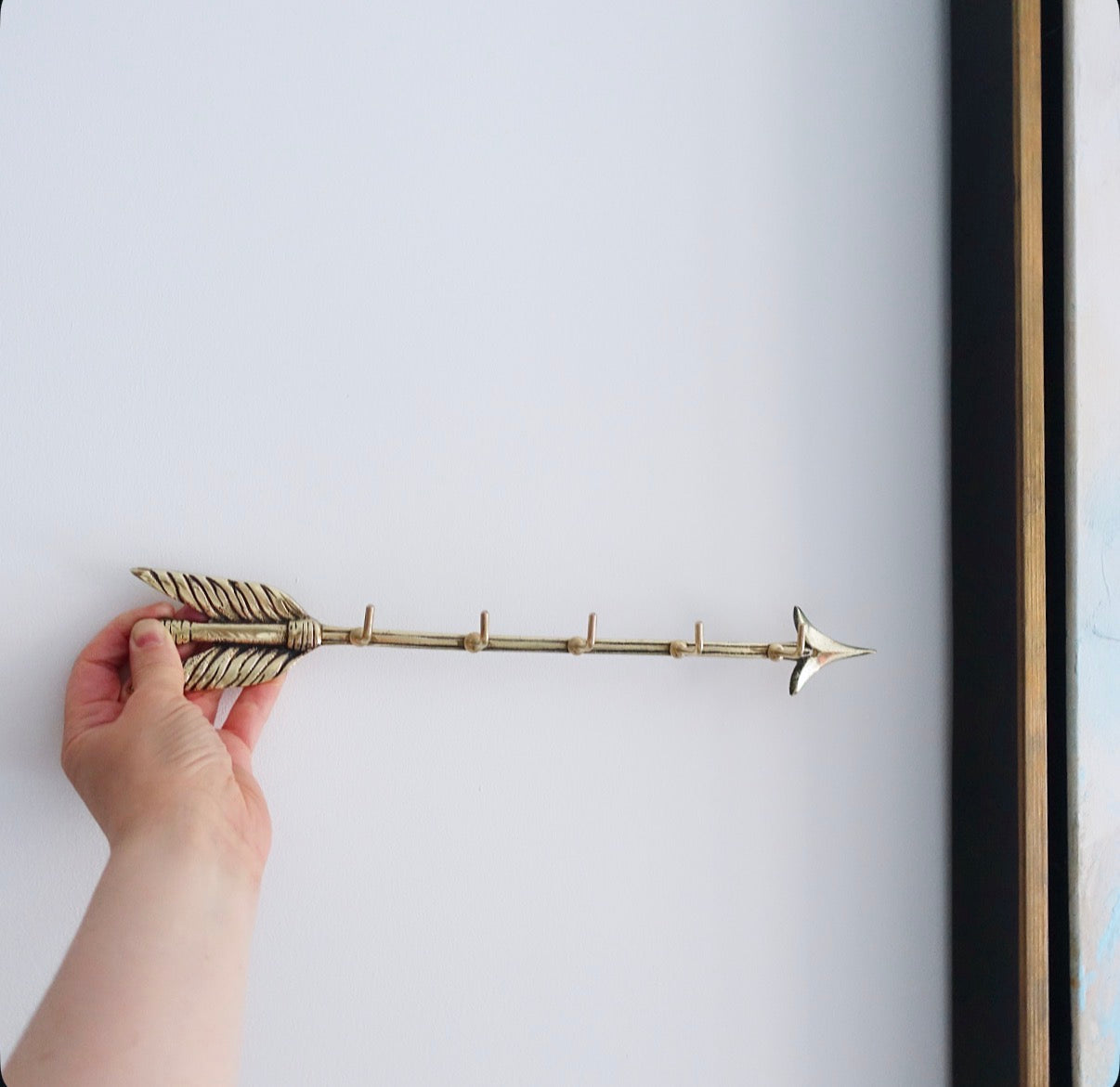 Brass arrow wall hook
