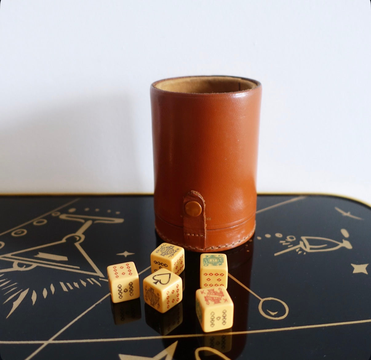 Leather dice shaker