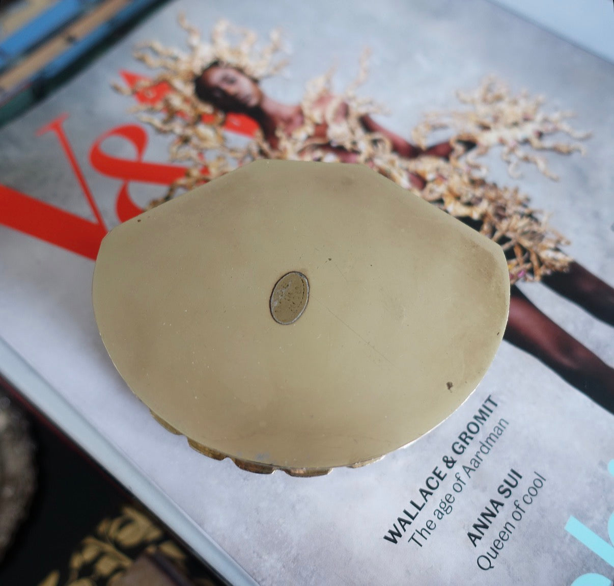 Brass clam shell trinket box
