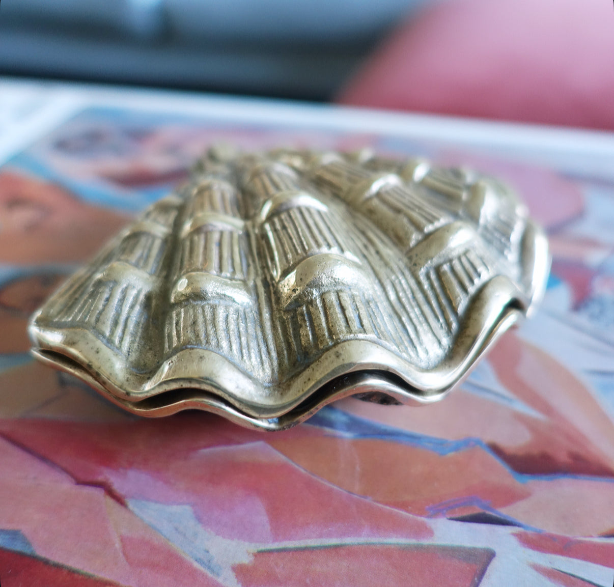 Vintage hinged brass clam shell