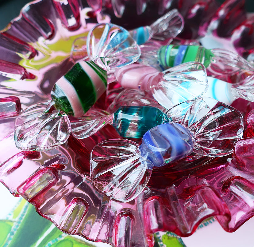 Pink frilled glass trinket dish