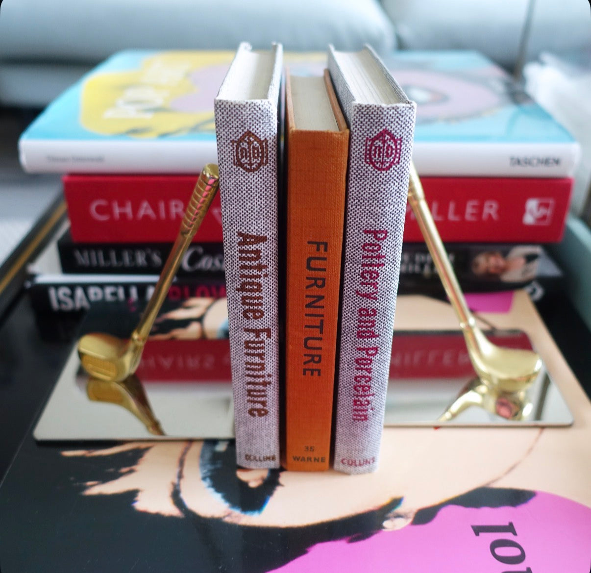 Golf club bookends