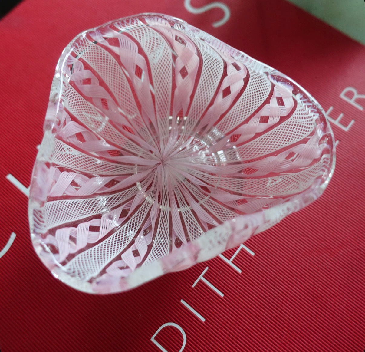 Pink & white Zanfirico Murano bowl