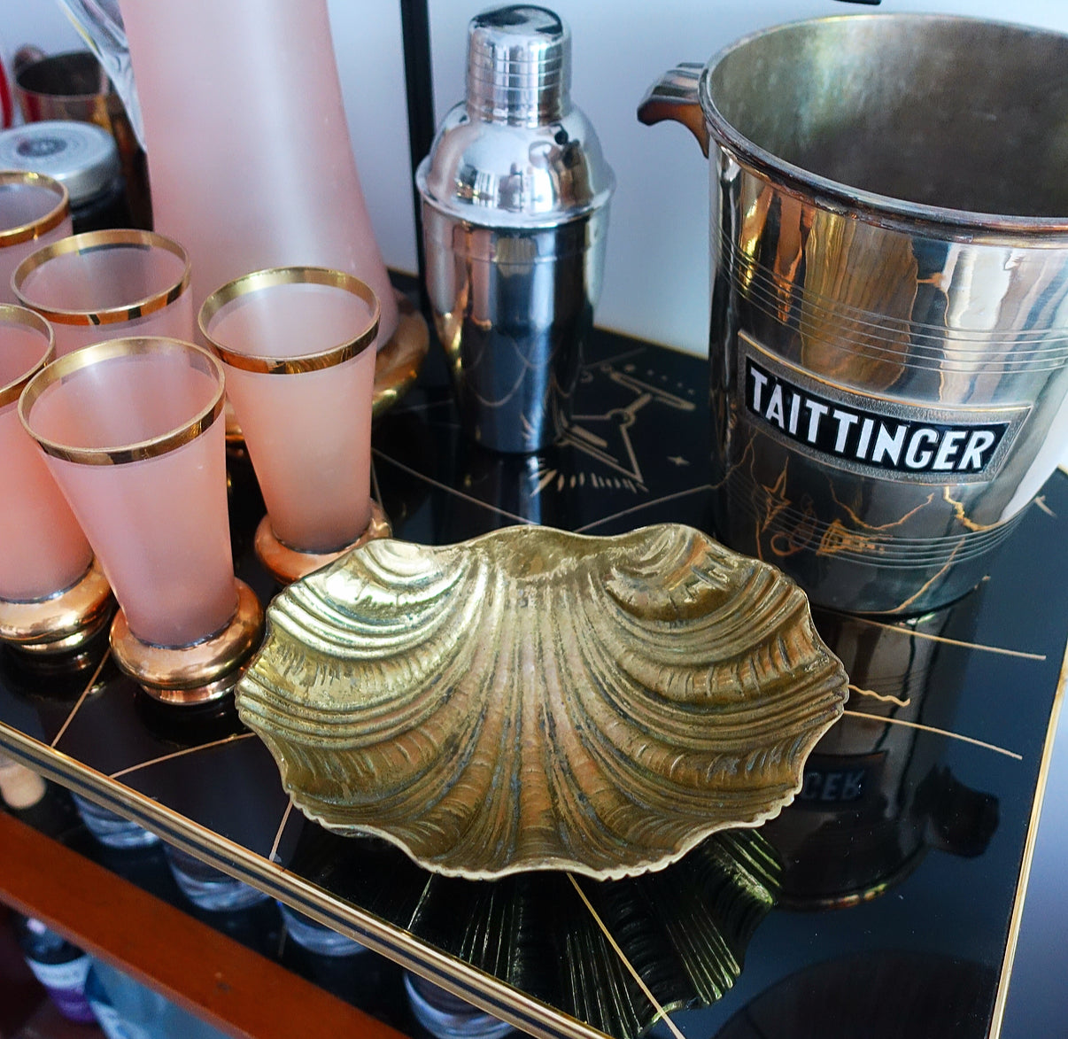 Hollywood Regency Brass scallop shell bowl