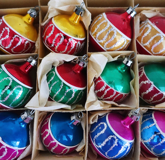 Set of 12 vintage glass baubles