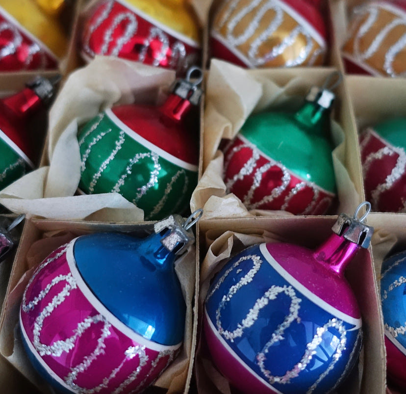 Set of 12 vintage glass baubles