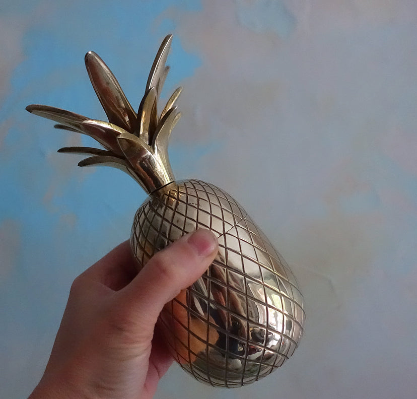 Medium Hollywood Regency brass pineapple