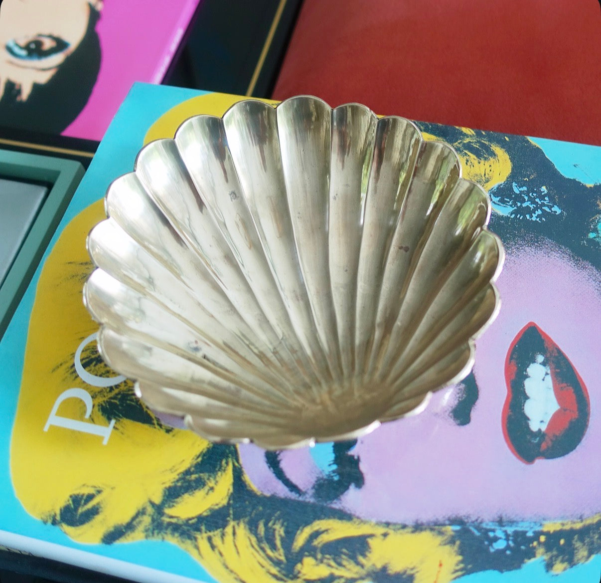 Medium Hollywood regency brass shell trinket dish