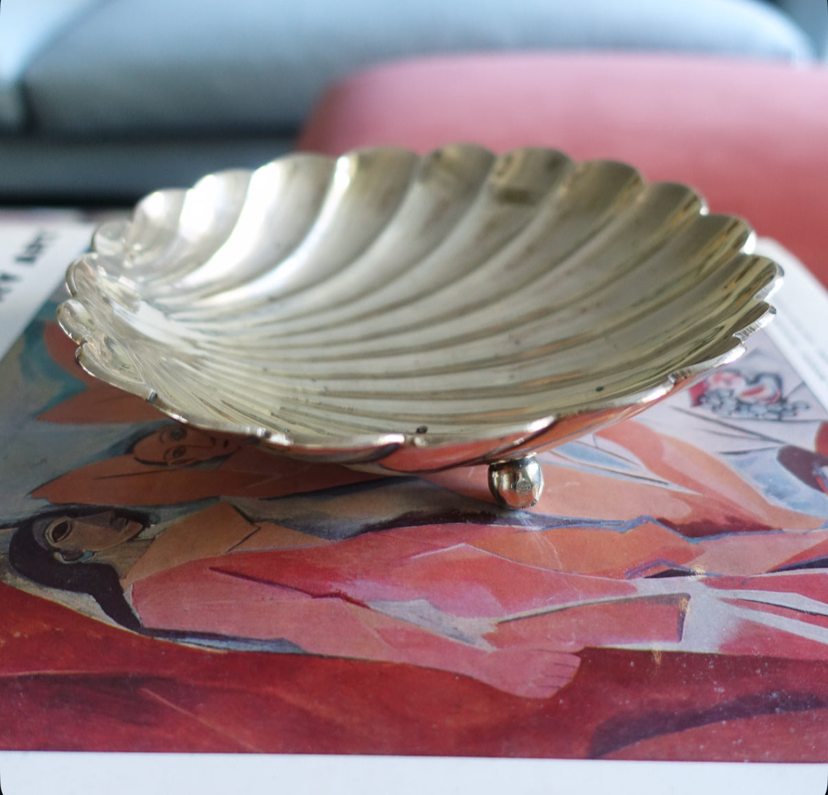 Brass scallop shell dish