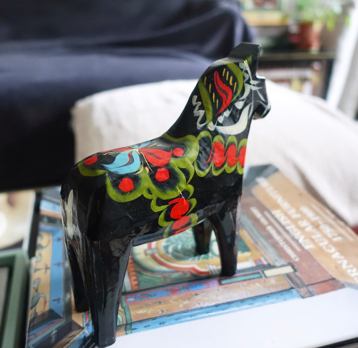Black 6 3/4 inch Swedish Dala horse