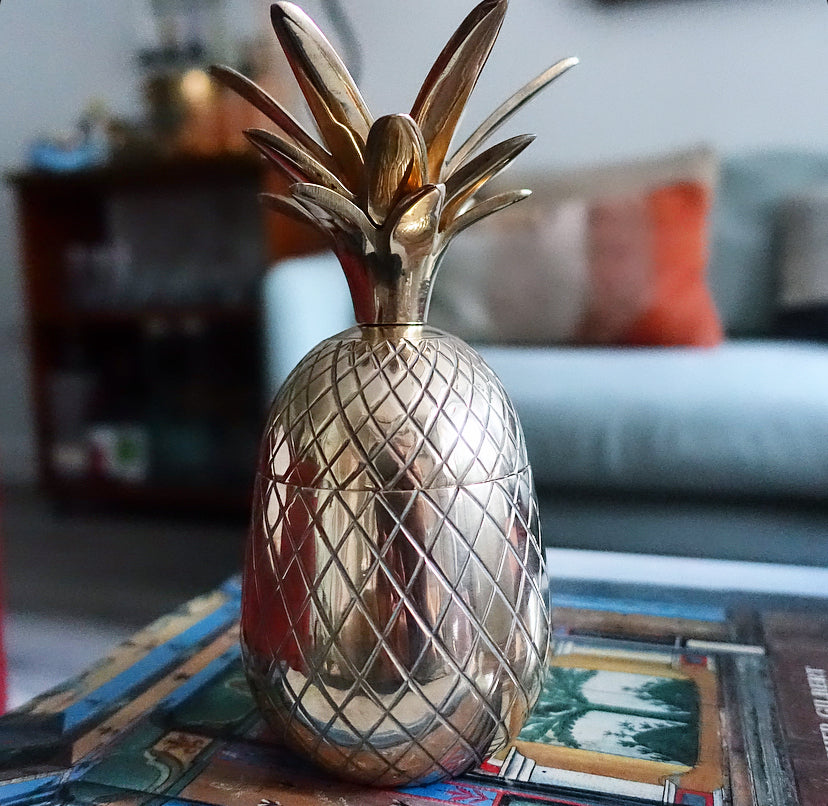 Medium Hollywood Regency brass pineapple