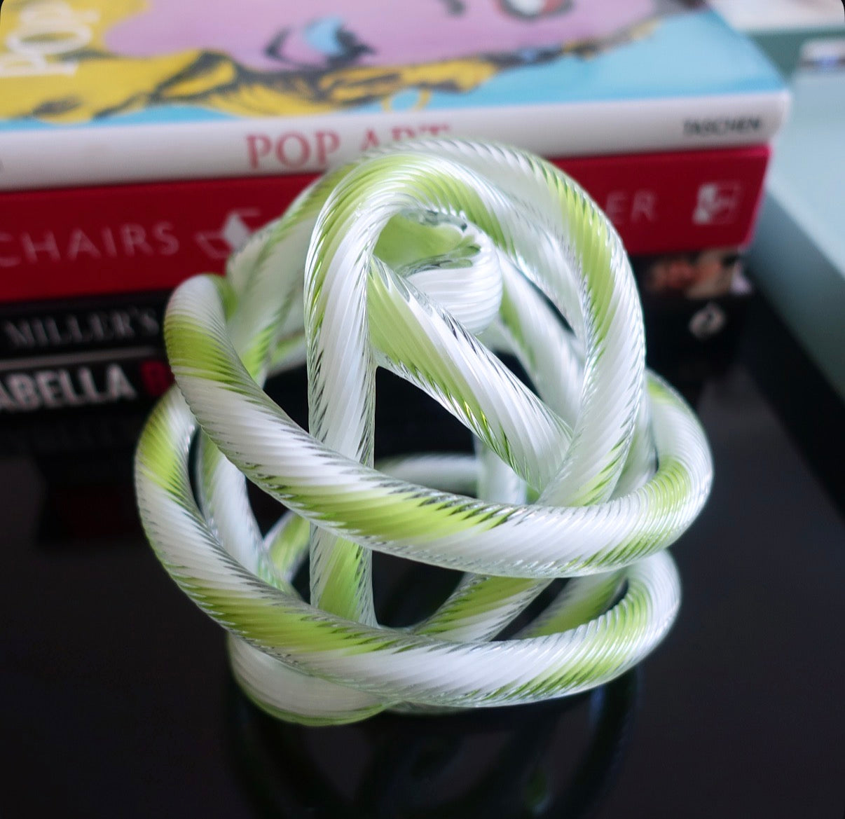 XL glass infinity knot