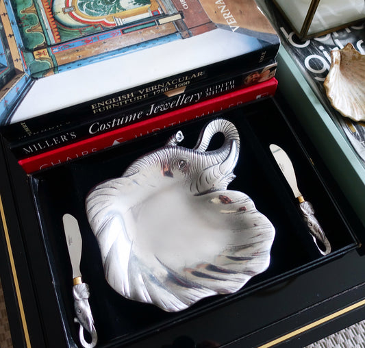 Arthur Court elephant plate set