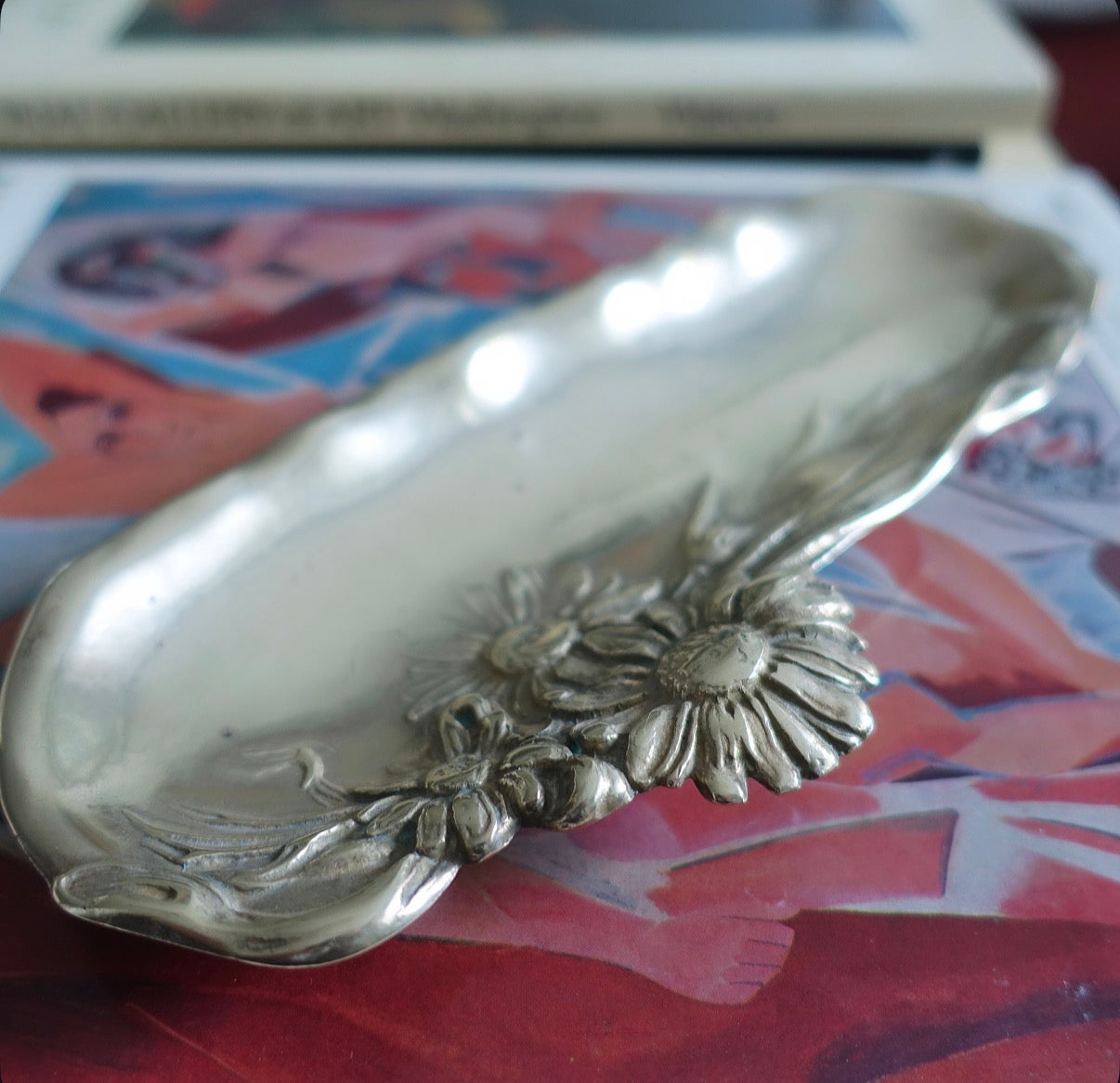 Brass daisy pen tray