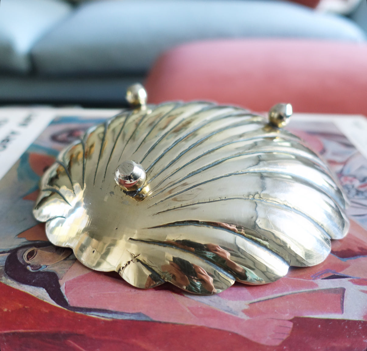 Brass scallop shell dish