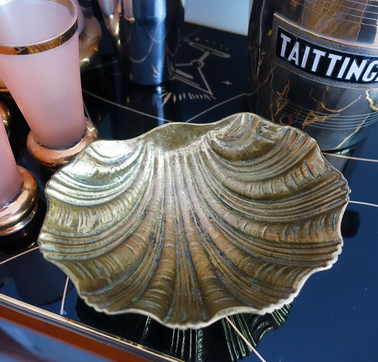 Hollywood Regency Brass scallop shell bowl