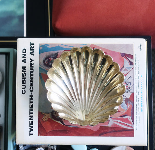 Brass scallop shell dish