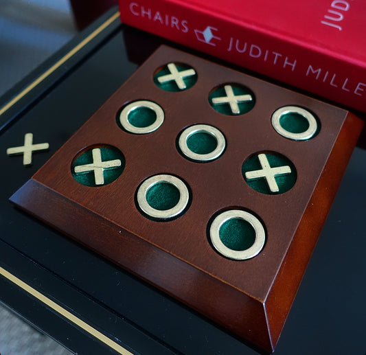 Vintage noughts & crosses game