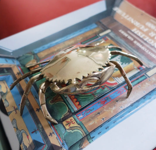 Decorative brass crab