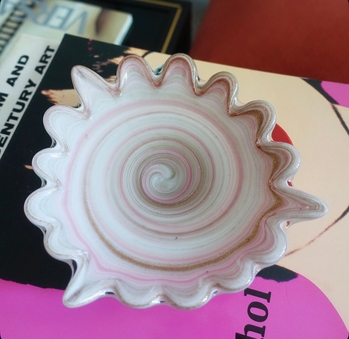 Baby pink swirled Murano glass dish