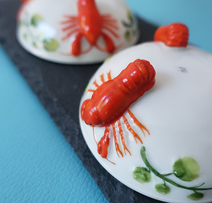 Rare pair of small porcelain Lobster bowls