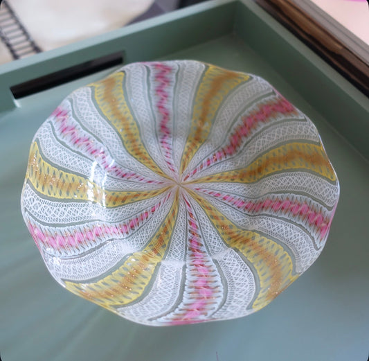 Pink & yellow Salviati Zanfirico dish